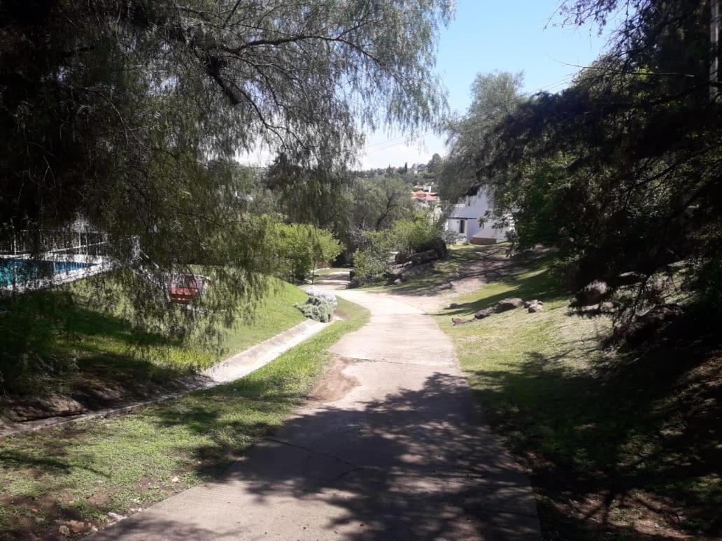 Apartamento La Aldea del Puente Villa Carlos Paz Exterior foto